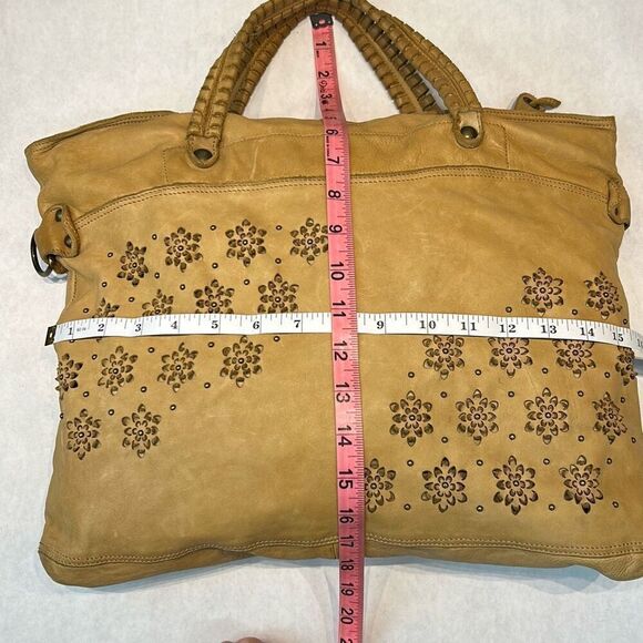Errelleventidue Italian Leather Handbag Satchel Purse Floral Cutout Stud Detail - Picture 2 of 13